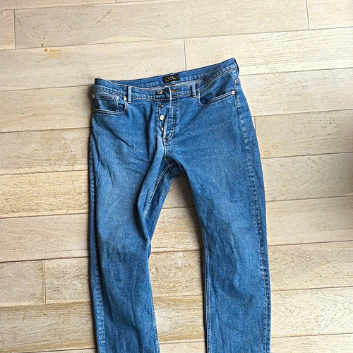Petit new standard - a.p.c.,